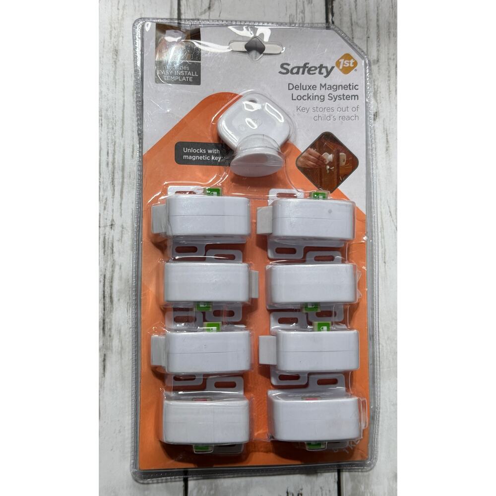 NEW Safety 1st Deluxe Magnetic Locking System